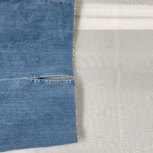 J.crew hemless jean skirt with zipper closure, size XS - Picture 4 of 9